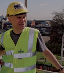 Wear hi-viz or safety clothing? – Contact us now!